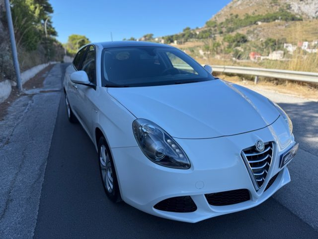 ALFA ROMEO Giulietta usata, con USB