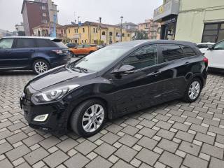 HYUNDAI i30 usata, con Airbag laterali