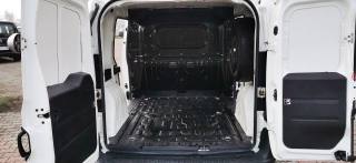 OPEL Combo usata, con Volante multifunzione