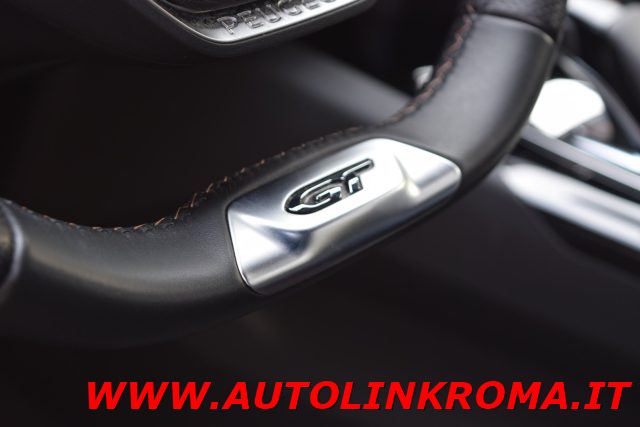 PEUGEOT 3008 usata, con USB