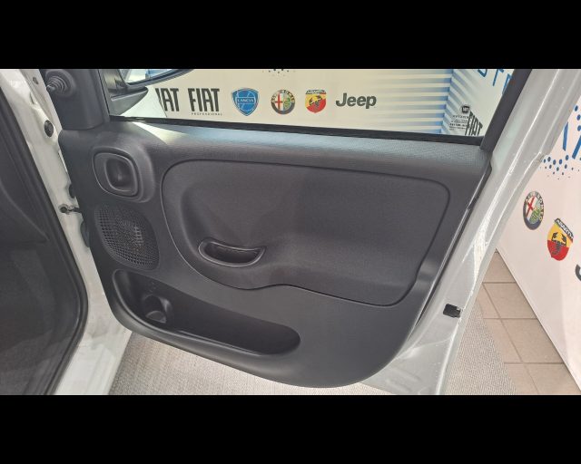 FIAT New Panda usata 17