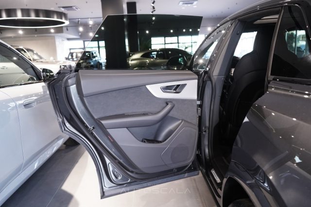 AUDI Q8 usata, con Sistema di navigazione