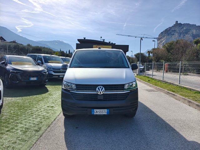 VOLKSWAGEN Transporter usata, con Apple CarPlay