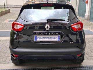 RENAULT Captur usata, con Autoradio