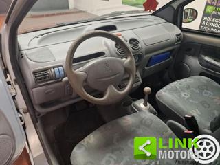 RENAULT Twingo usata 16