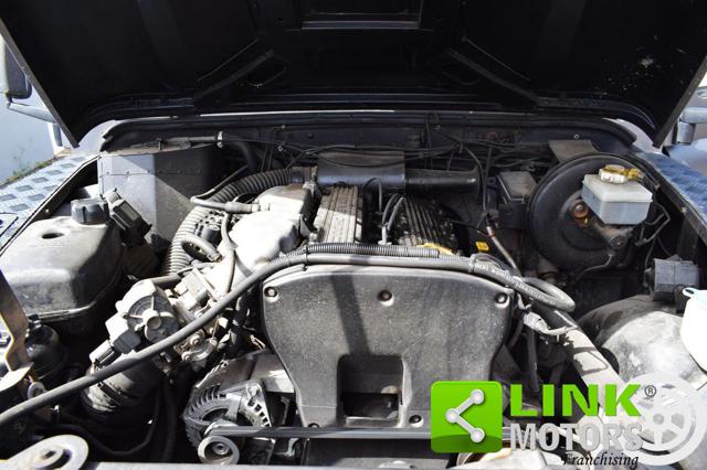 LAND ROVER Defender usata 15