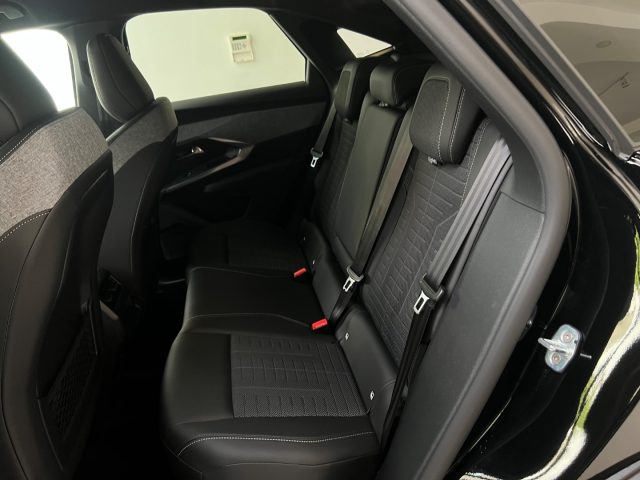 PEUGEOT 3008 usata, con Sensori di parcheggio posteriori