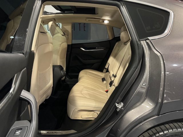 MASERATI Levante usata, con Fari Xenon