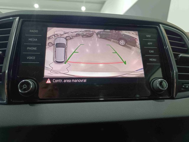 SKODA Karoq usata, con Autoradio digitale
