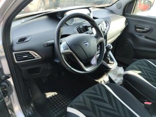 LANCIA Ypsilon usata, con Servosterzo