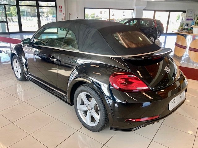 VOLKSWAGEN Maggiolino usata, con Autoradio