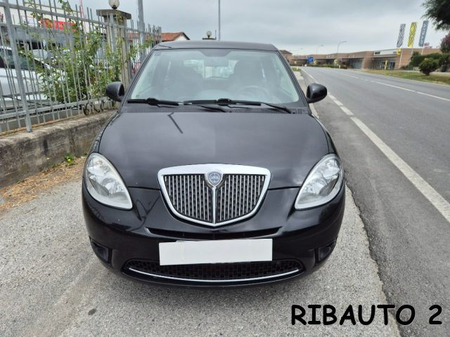 LANCIA Ypsilon usata, con Sedile posteriore sdoppiato