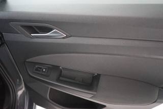 VOLKSWAGEN Golf usata, con Airbag testa