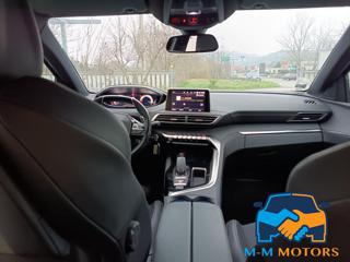 PEUGEOT 5008 usata, con Fendinebbia