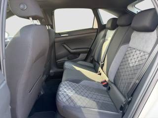 VOLKSWAGEN Taigo usata 10