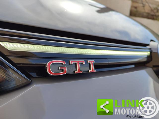 VOLKSWAGEN Golf usata, con Controllo automatico clima
