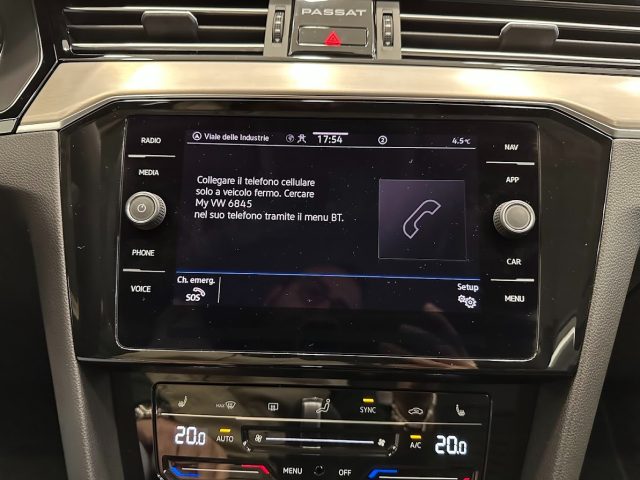 VOLKSWAGEN Passat Variant usata, con Bluetooth