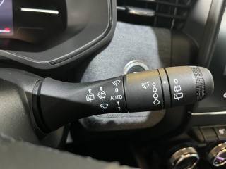 RENAULT Clio usata, con Controllo vocale