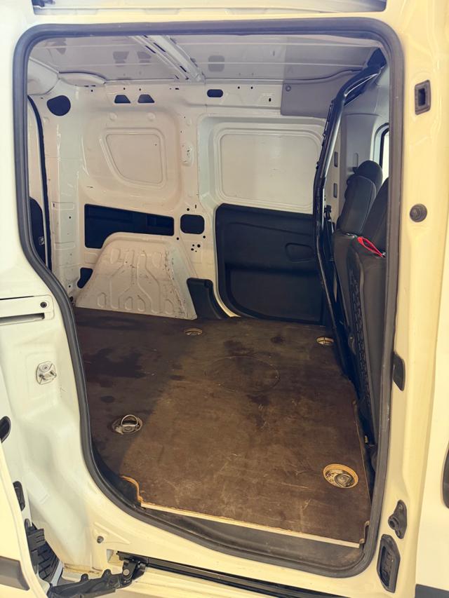 FIAT Doblo usata, con Telecamera per parcheggio assistito
