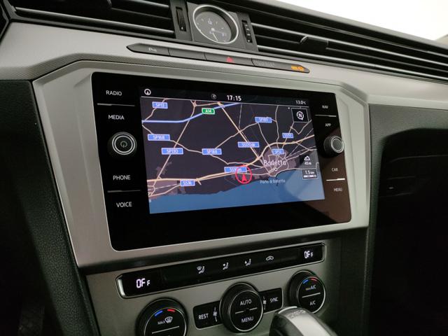 VOLKSWAGEN Passat Variant usata, con ESP