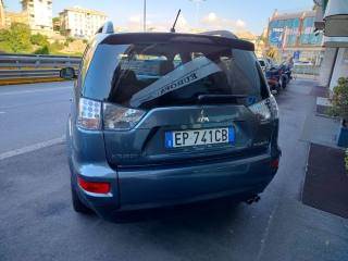 MITSUBISHI Outlander usata, con Airbag