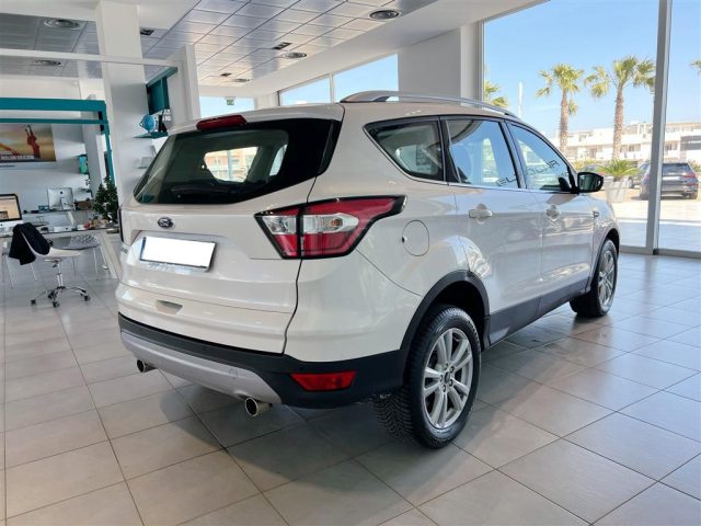 FORD Kuga usata, con Fendinebbia