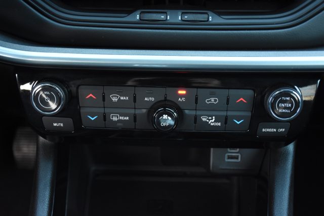 JEEP Compass usata, con Interni in pelle