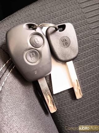 RENAULT Clio usata 19