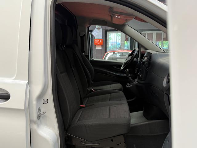 MERCEDES-BENZ Vito usata, con Cronologia tagliandi