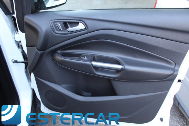 FORD Kuga usata, con Sensori di parcheggio posteriori