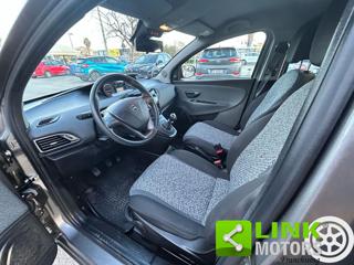 LANCIA Ypsilon usata, con Park Distance Control