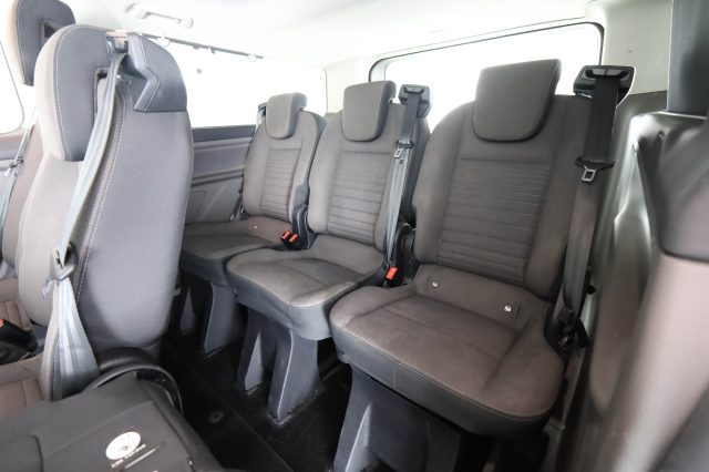 FORD Tourneo Custom usata 4