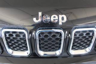 JEEP Compass usata, con Autoradio digitale