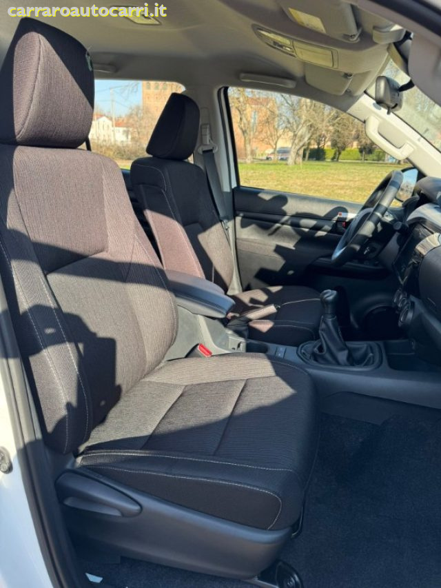 TOYOTA Hilux usata, con Filtro antiparticolato