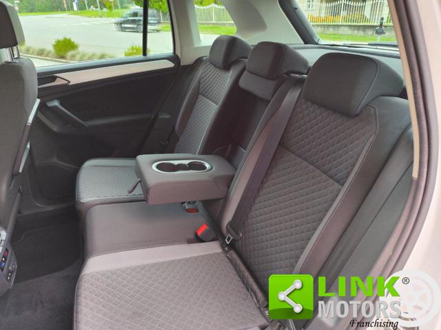 VOLKSWAGEN Tiguan usata, con Autoradio