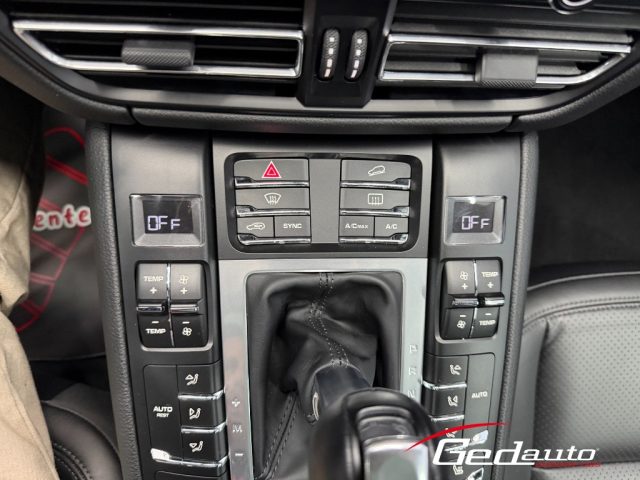 PORSCHE Macan usata, con Volante in pelle