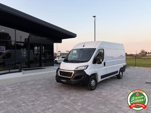 PEUGEOT Boxer usata, con ABS