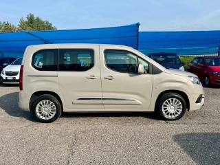 TOYOTA Proace City Verso usata, con Autoradio