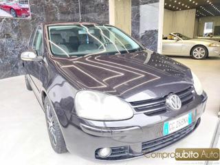 VOLKSWAGEN Golf usata, con Airbag laterali