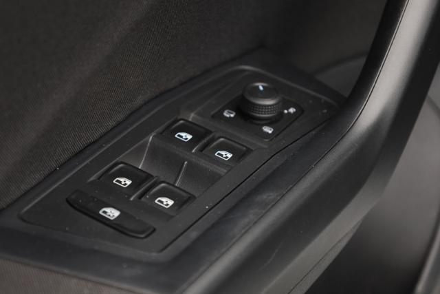 VOLKSWAGEN T-Roc usata, con Touch screen