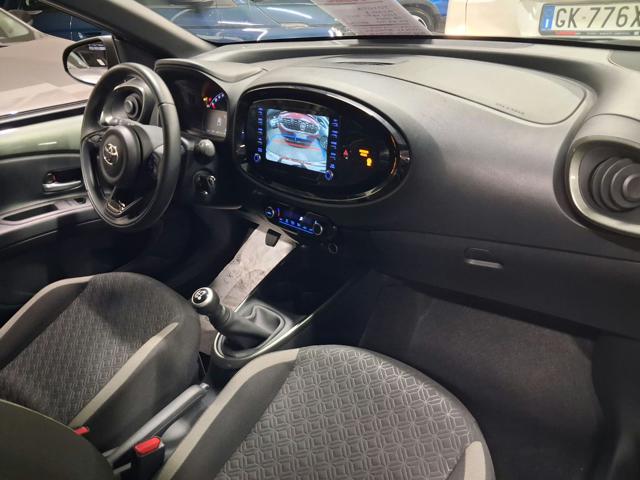 TOYOTA Aygo X usata, con Controllo automatico clima