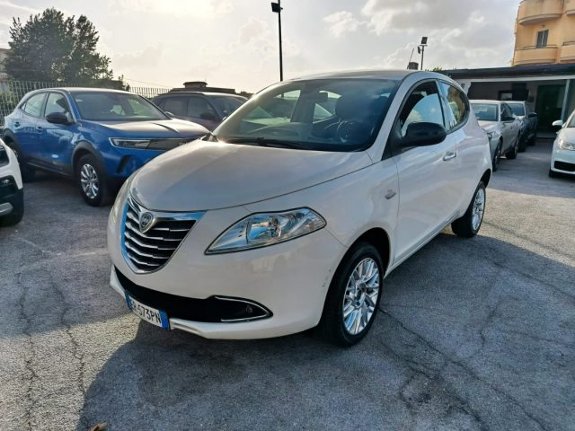 LANCIA Ypsilon usata, con Airbag