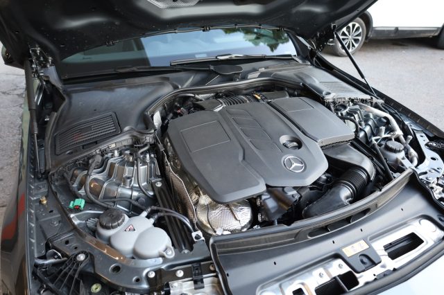 MERCEDES-BENZ C 300 usata 185