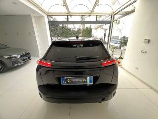 PEUGEOT 2008 usata, con Climatizzatore