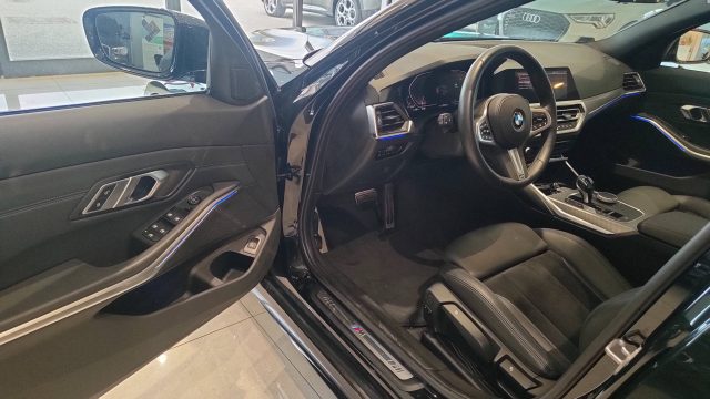 BMW 320 usata, con Fendinebbia