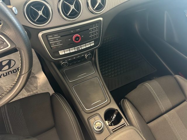 MERCEDES-BENZ GLA 200 usata, con Vetri oscurati