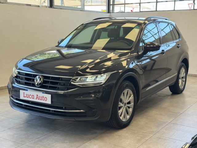 VOLKSWAGEN Tiguan usata, con ABS