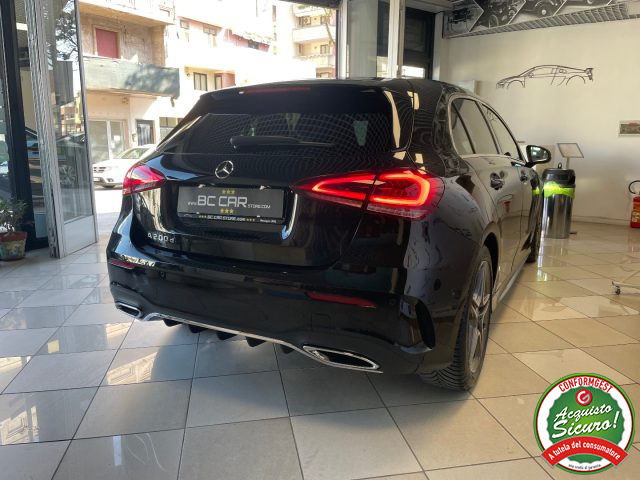 MERCEDES-BENZ A 200 usata, con Specchietti laterali elettrici