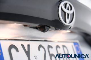 TOYOTA Yaris usata 44