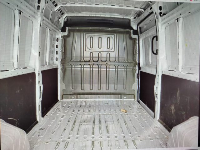 PEUGEOT Boxer usata, con Climatizzatore